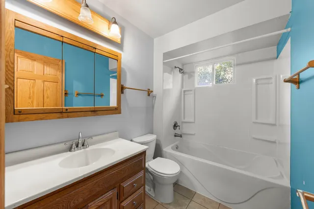 $350,000 | 18000 Armitage Court, Homewood, IL 60430