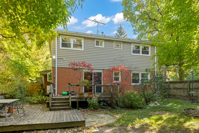 $350,000 | 18000 Armitage Court, Homewood, IL 60430