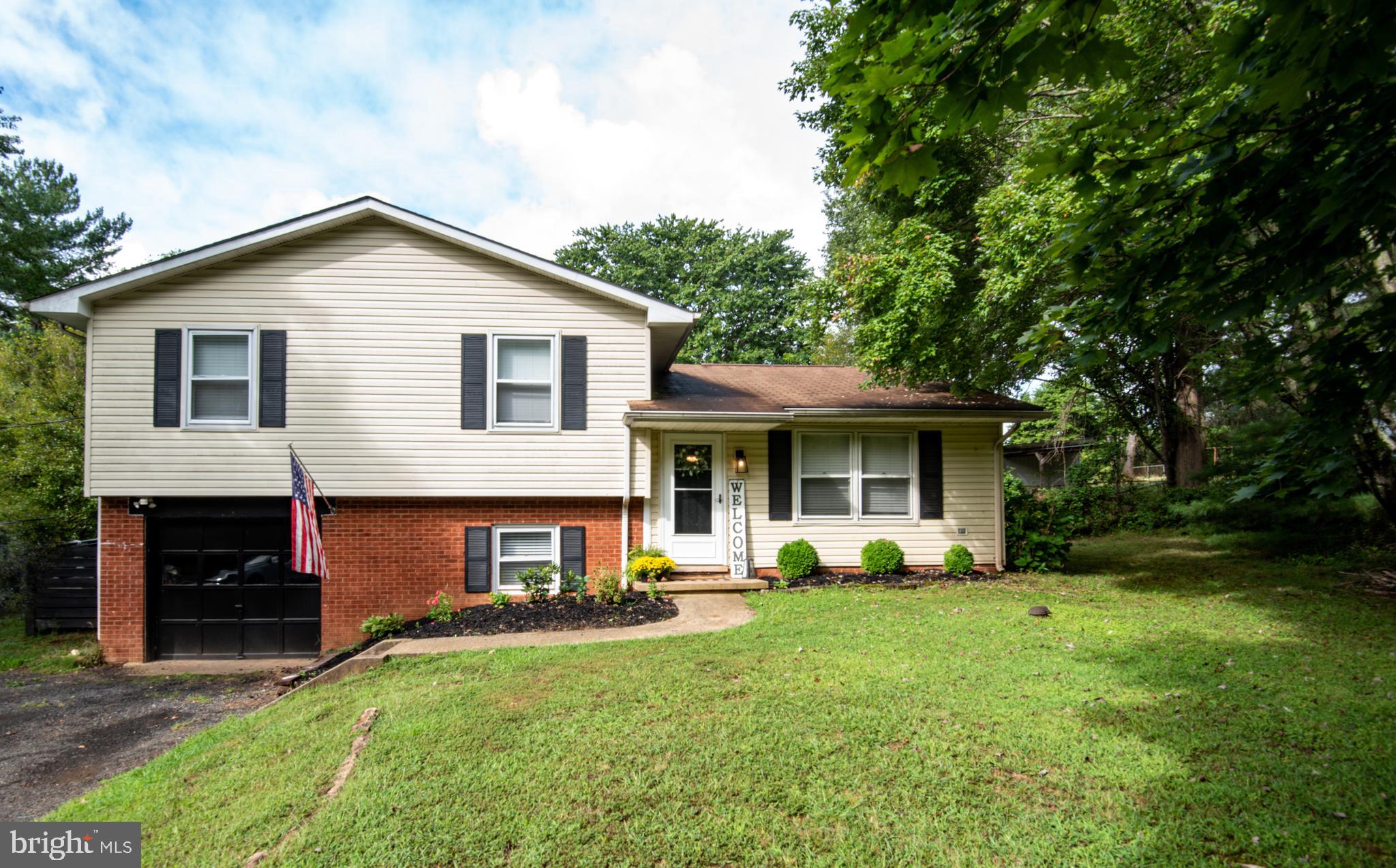 9568 Meetze Road Midland, VA 22728 - Photo 13 of 33 Front