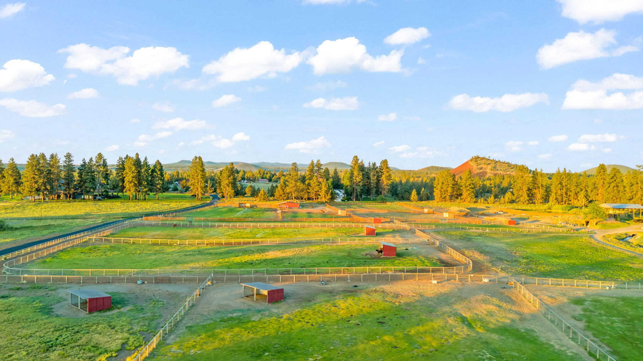 60360 Horse Butte Road Bend, OR 97702 - Photo 31 of 58