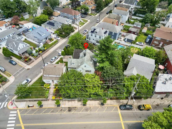 $999,000 | 1560 Paterson Plank Road, Secaucus, NJ 07094