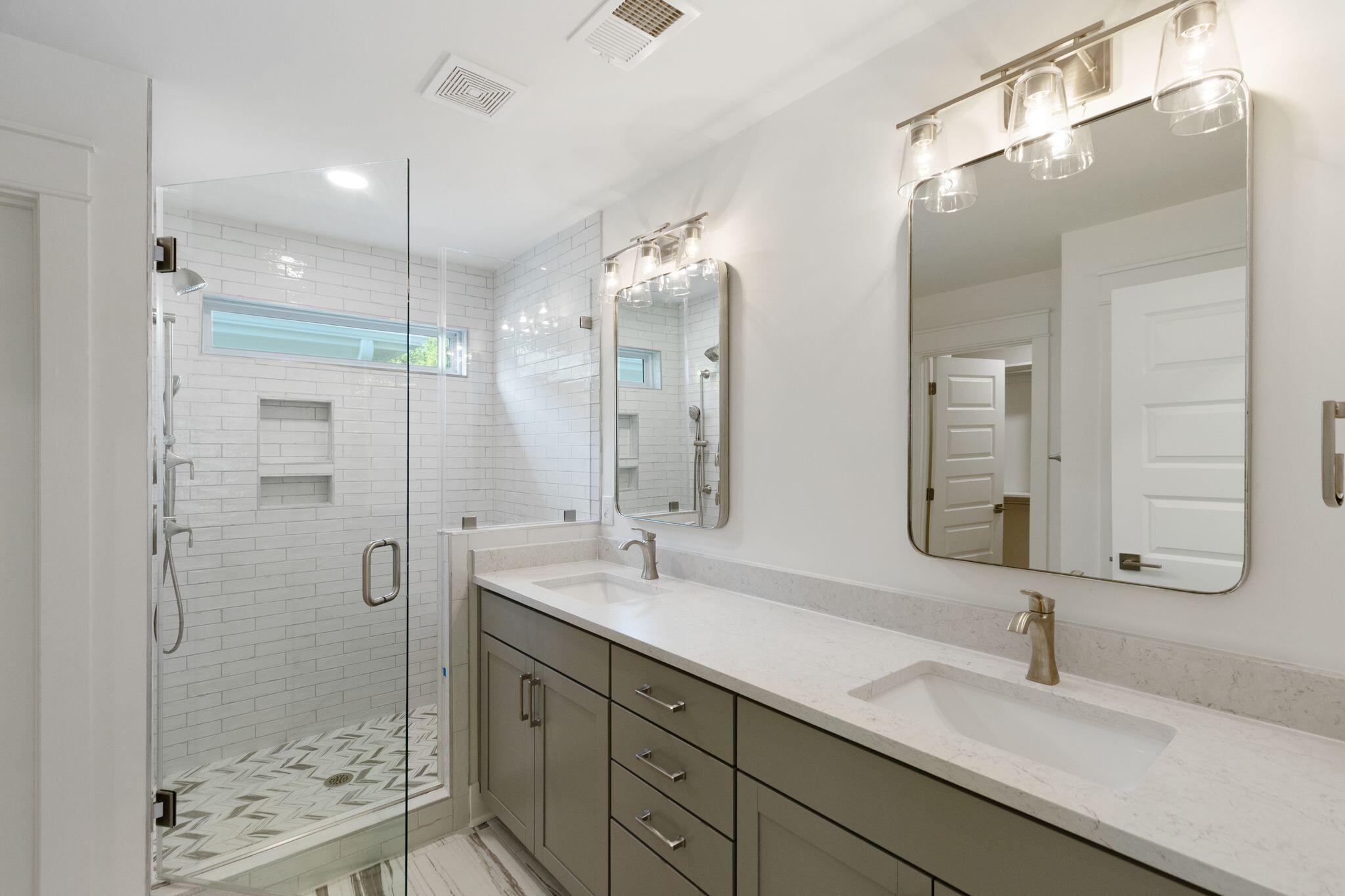 1417 Tangles Trail Charleston, SC 29492 - Photo 18 of 31 Owner's Bath -2