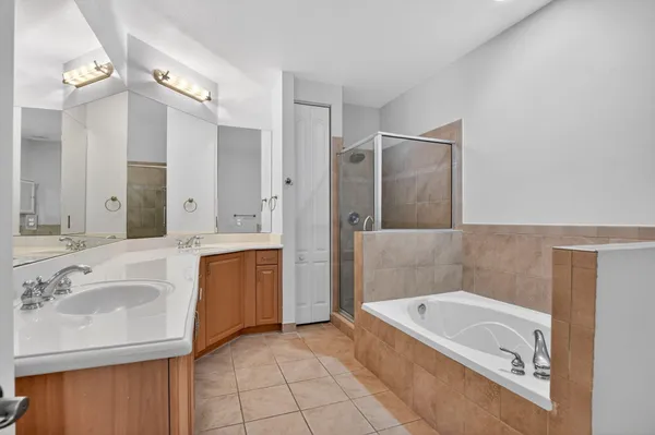 $430,000 | 4040 Murano Bay Drive, Boynton Beach, FL 33435