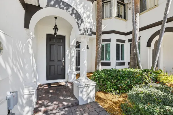 $430,000 | 4040 Murano Bay Drive, Boynton Beach, FL 33435