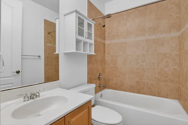 $430,000 | 4040 Murano Bay Drive, Boynton Beach, FL 33435