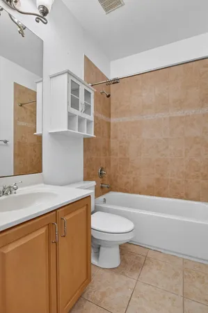 $430,000 | 4040 Murano Bay Drive, Boynton Beach, FL 33435