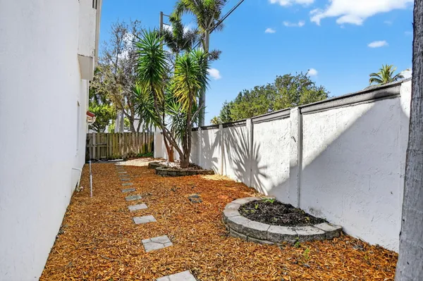 $430,000 | 4040 Murano Bay Drive, Boynton Beach, FL 33435