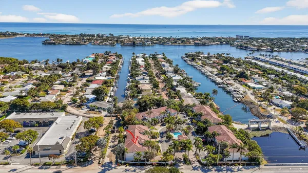 $430,000 | 4040 Murano Bay Drive, Boynton Beach, FL 33435