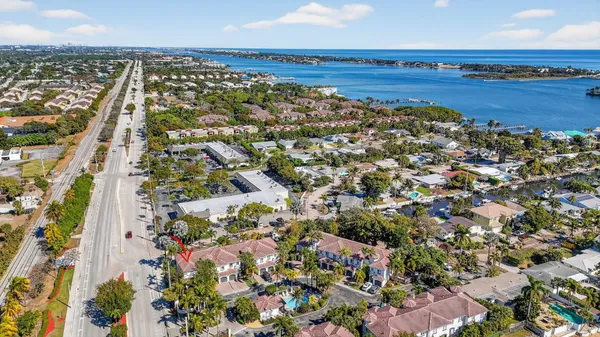 $430,000 | 4040 Murano Bay Drive, Boynton Beach, FL 33435