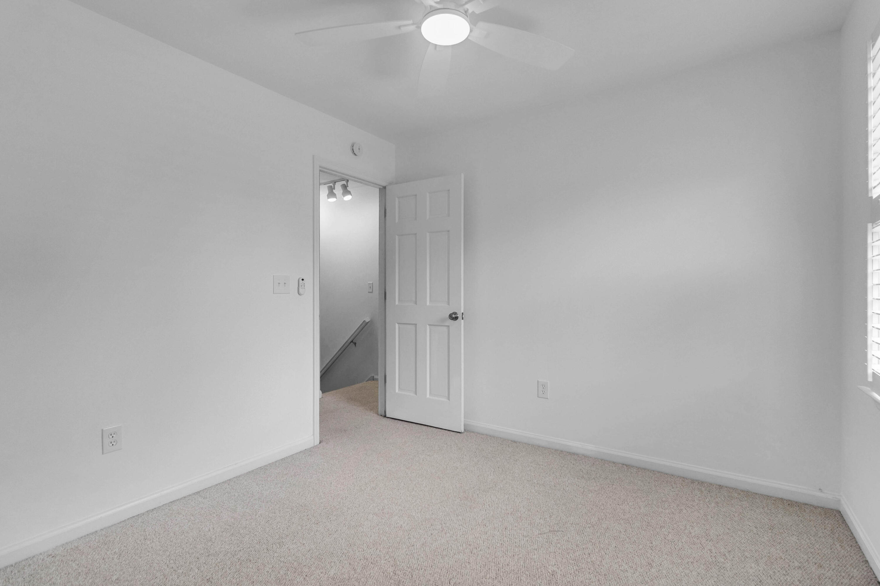 670 Poaug Lane Mount Pleasant, SC 29464 - Photo 22 of 36 Bedroom 2