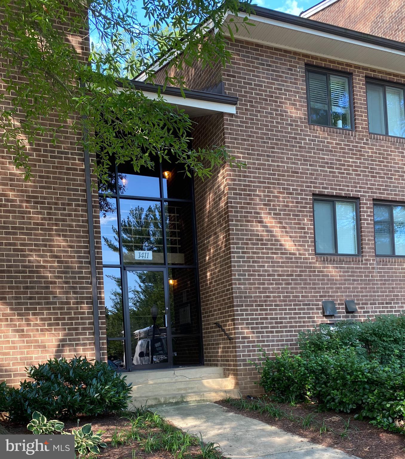 1411 Northgate Square, Unit 22B Reston, VA 20190 - Photo 1 of 17 Gallery Image 1
