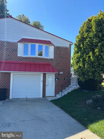 $410,000 | 550 Arnold Street, Philadelphia, PA 19111