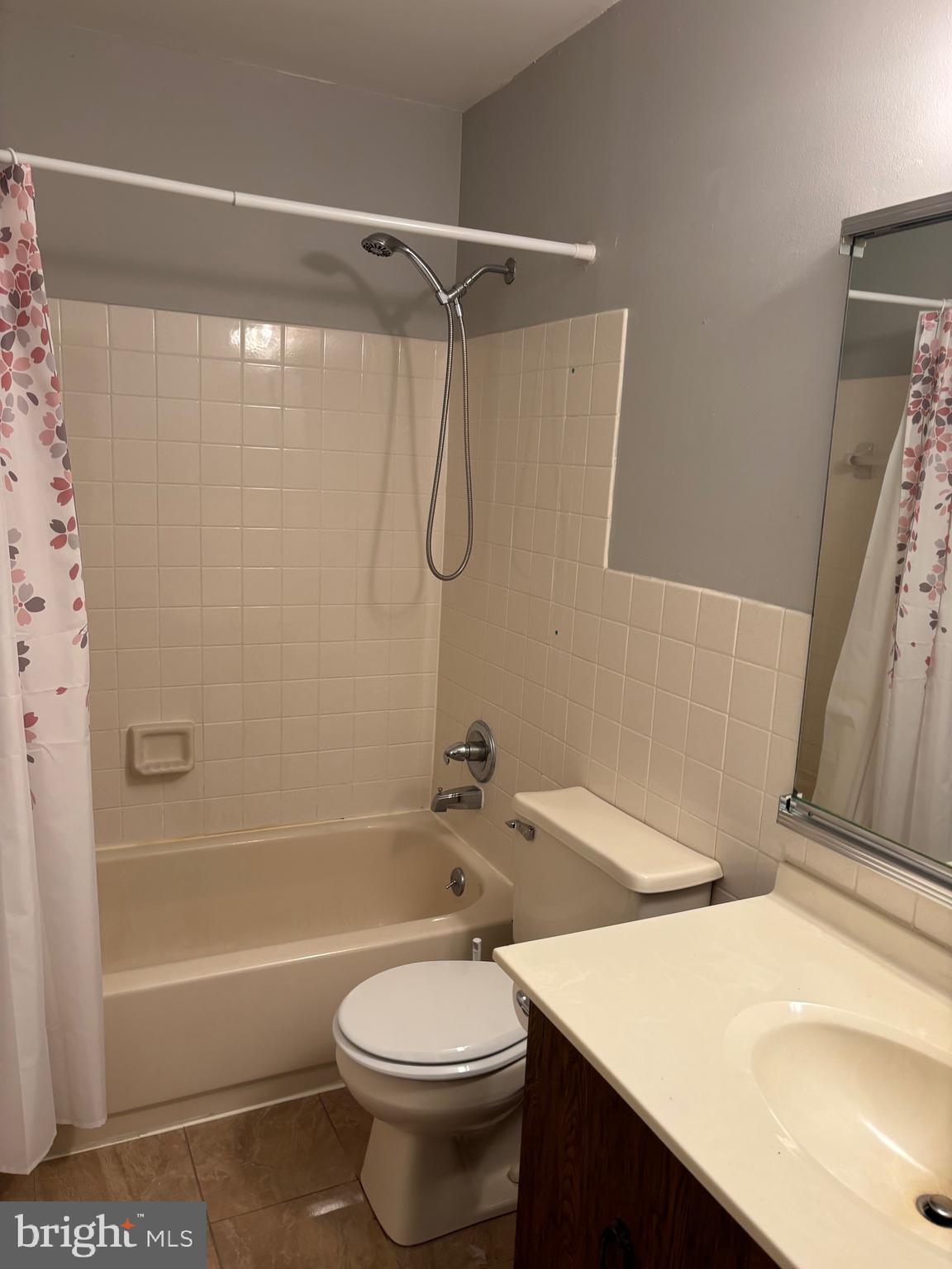 550 Arnold Street Philadelphia, PA 19111 - Photo 19 of 69