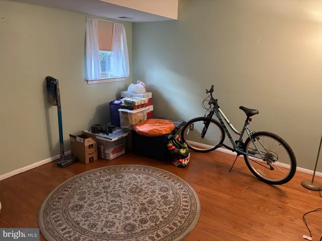 $410,000 | 550 Arnold Street, Philadelphia, PA 19111