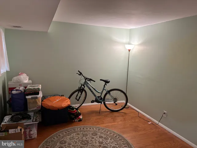 $410,000 | 550 Arnold Street, Philadelphia, PA 19111