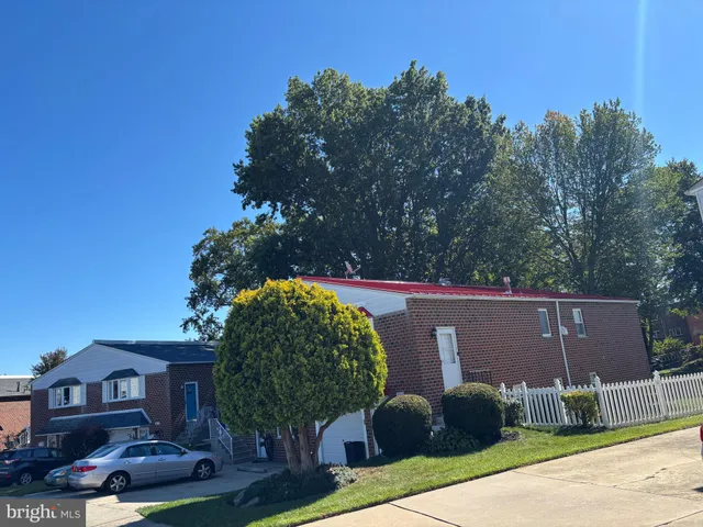 $410,000 | 550 Arnold Street, Philadelphia, PA 19111