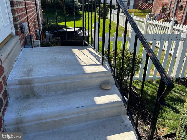 $410,000 | 550 Arnold Street, Philadelphia, PA 19111