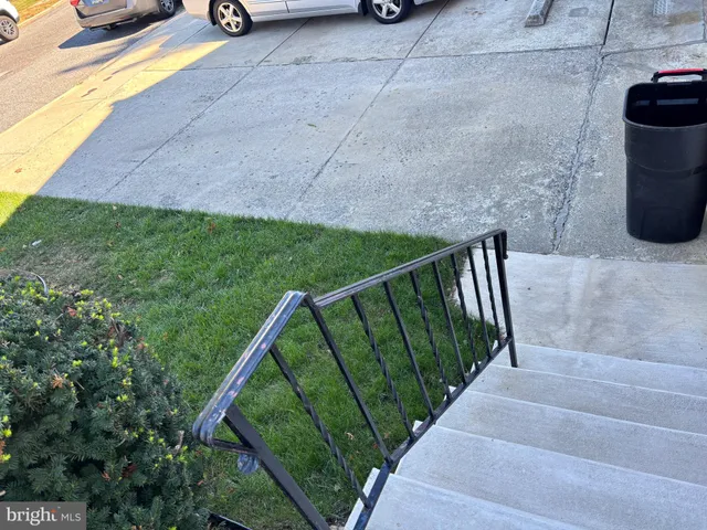 $410,000 | 550 Arnold Street, Philadelphia, PA 19111