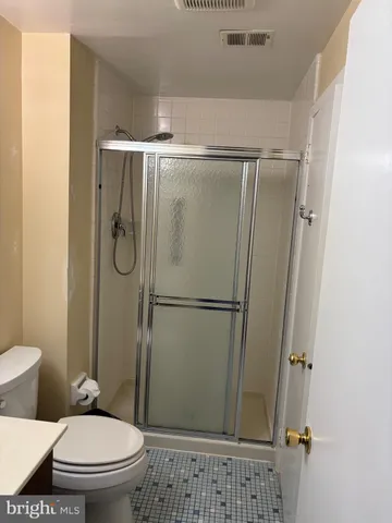 $410,000 | 550 Arnold Street, Philadelphia, PA 19111