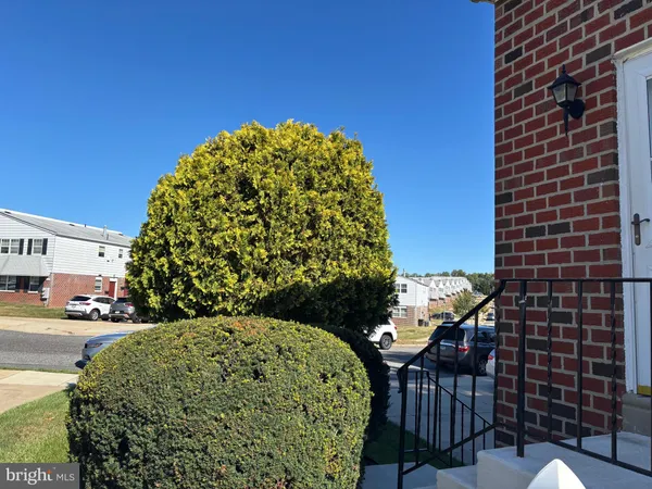 $390,000 | 550 Arnold Street, Philadelphia, PA 19111