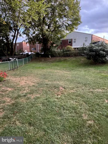 $410,000 | 550 Arnold Street, Philadelphia, PA 19111