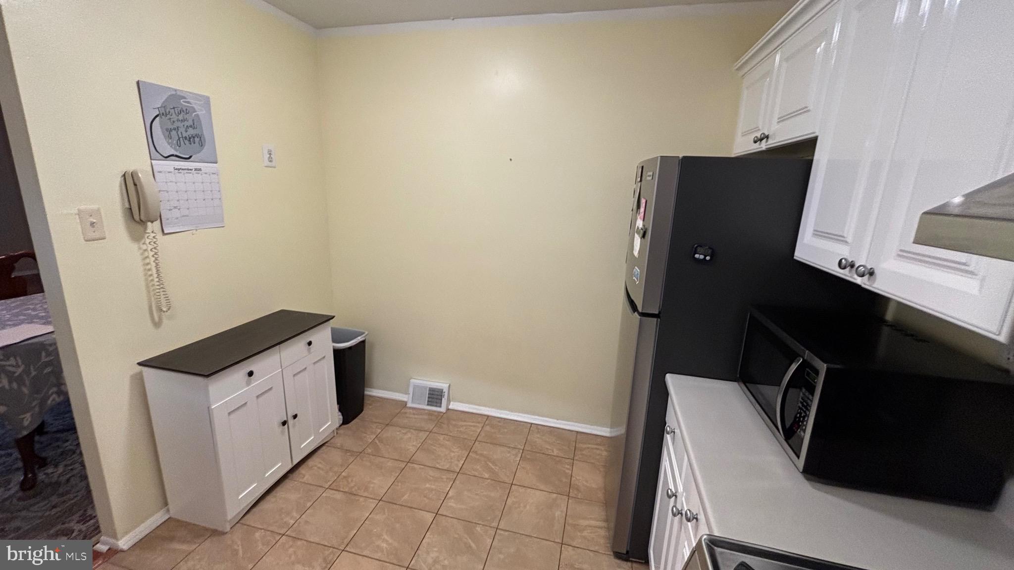 550 Arnold Street Philadelphia, PA 19111 - Photo 10 of 69