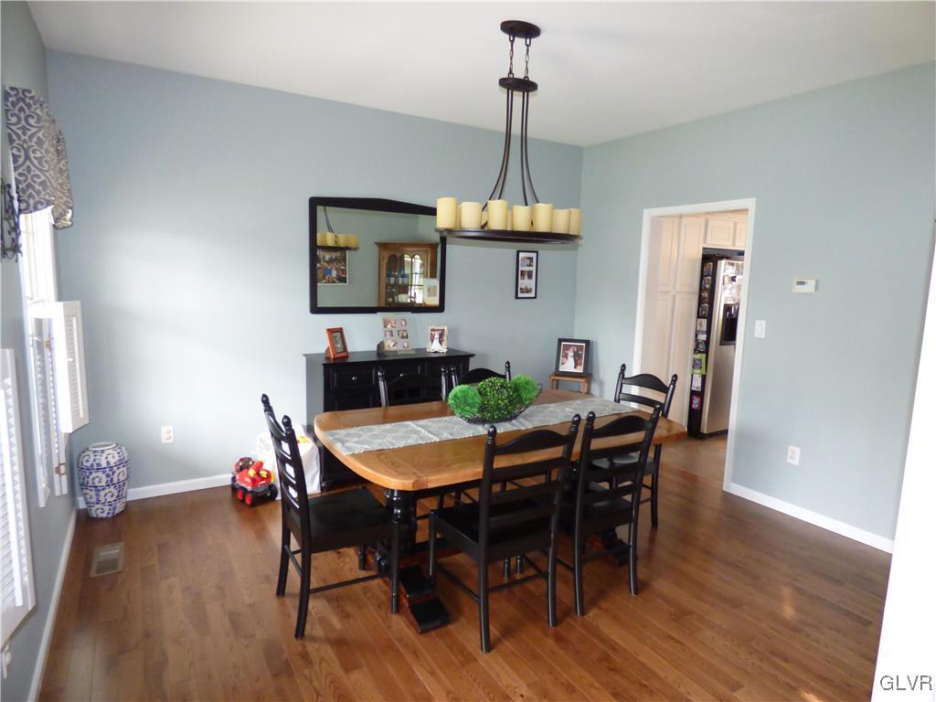 532 Stonybrook Road Nazareth, PA 18064 - Photo 5 of 8 Gallery Image 5