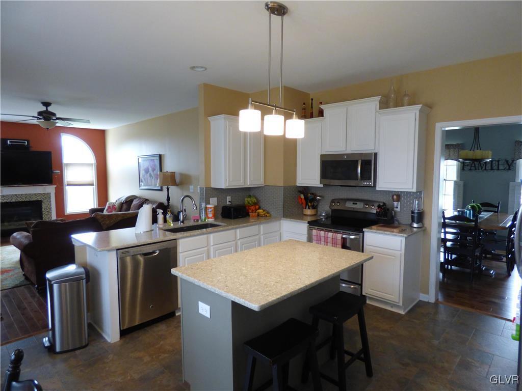 532 Stonybrook Road Nazareth, PA 18064 - Photo 7 of 8 Gallery Image 7