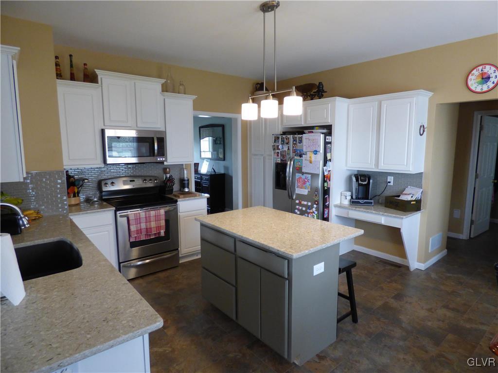 532 Stonybrook Road Nazareth, PA 18064 - Photo 8 of 8 Gallery Image 8