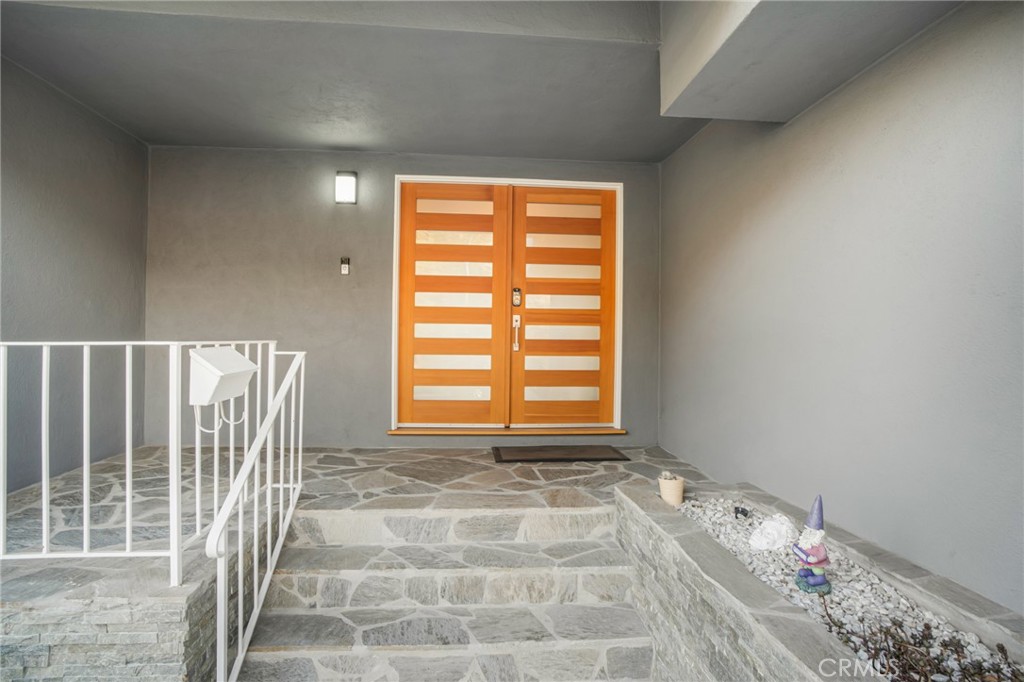 10208 Sully Drive Sun Valley, CA 91352 - Photo 2 of 44 a view of a room with a large window