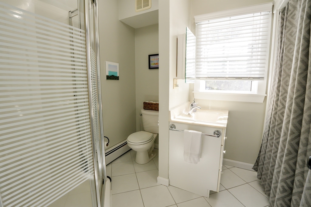 37 Trifiro Road Billerica, MA 01821 - Photo 18 of 25 Gallery Image 18