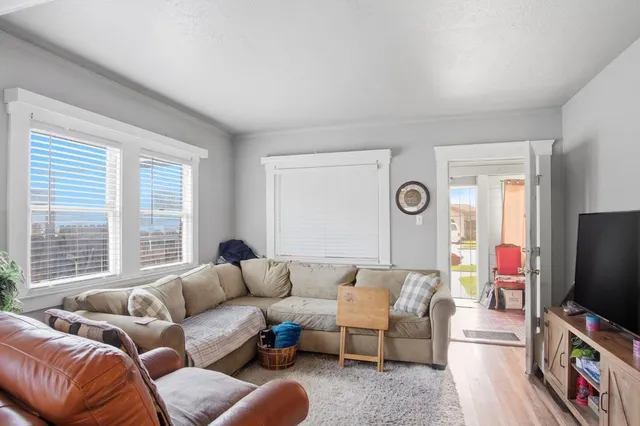 $450,000 | 925 West 21st Street, Merced, CA 95340