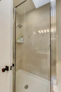 $865,000 | 321 North Jefferson Street, Unit 401, Chicago, IL 60661