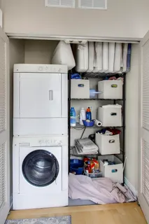 $865,000 | 321 North Jefferson Street, Unit 401, Chicago, IL 60661