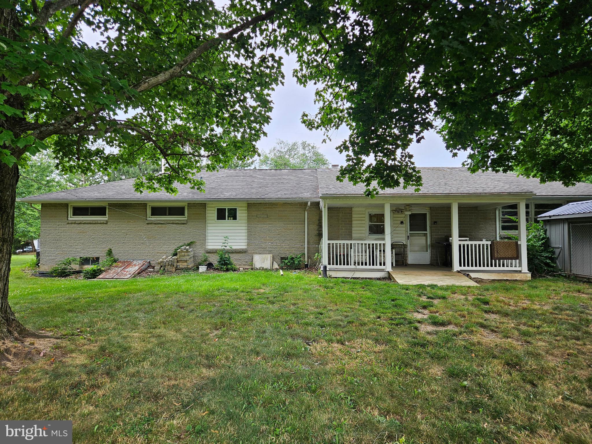 35 Nottingham Drive Nottingham, PA 19362 - Photo 2 of 4 Back Exterior