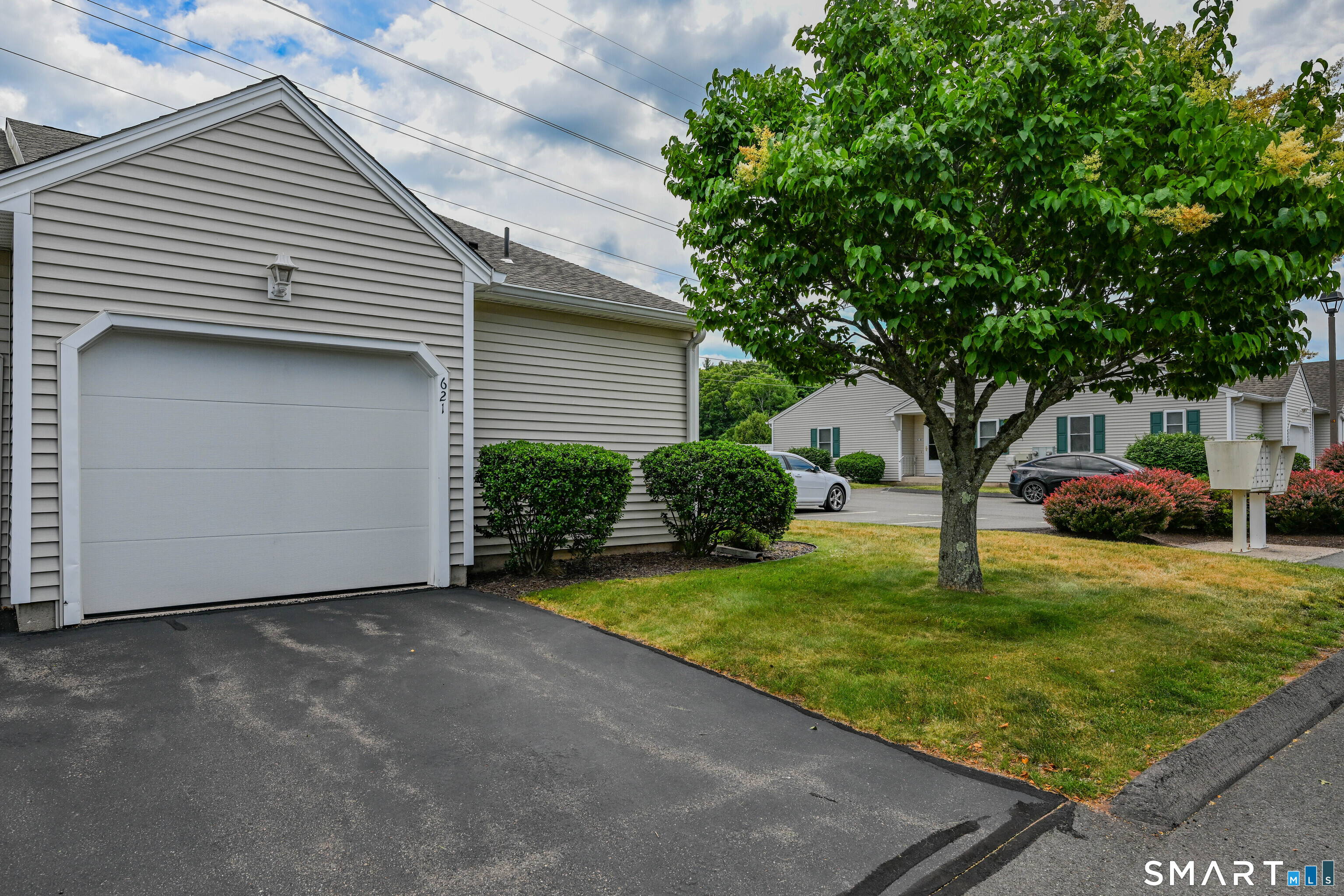 621 Overlook Path, Unit 621 Southington, CT 06489 - Photo 32 of 34