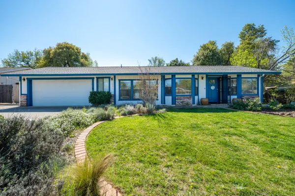 $445,000 | 1991 Tiburon Drive, Redding, CA 96003