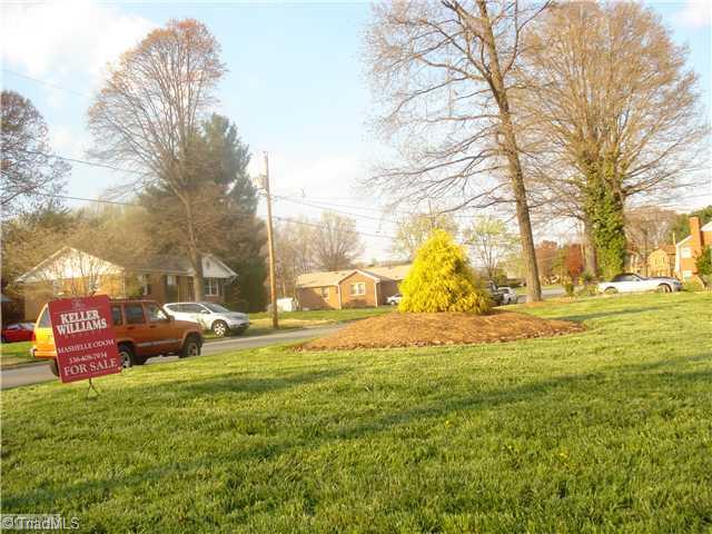 3931 Whitfield Road Winston-Salem, NC 27105 - Photo 10 of 12 Exterior Front.