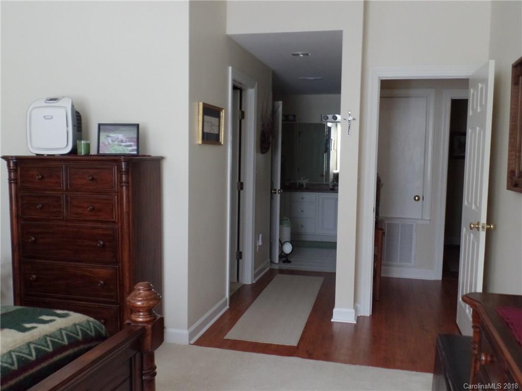 73 Ridgetop Circle, Unit 101 Brevard, NC 28712 - Photo 11 of 21 Gallery Image 11