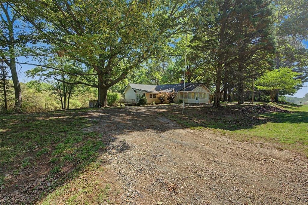 1055 Millertown Road Temple, GA 30179 - Photo 5 of 48