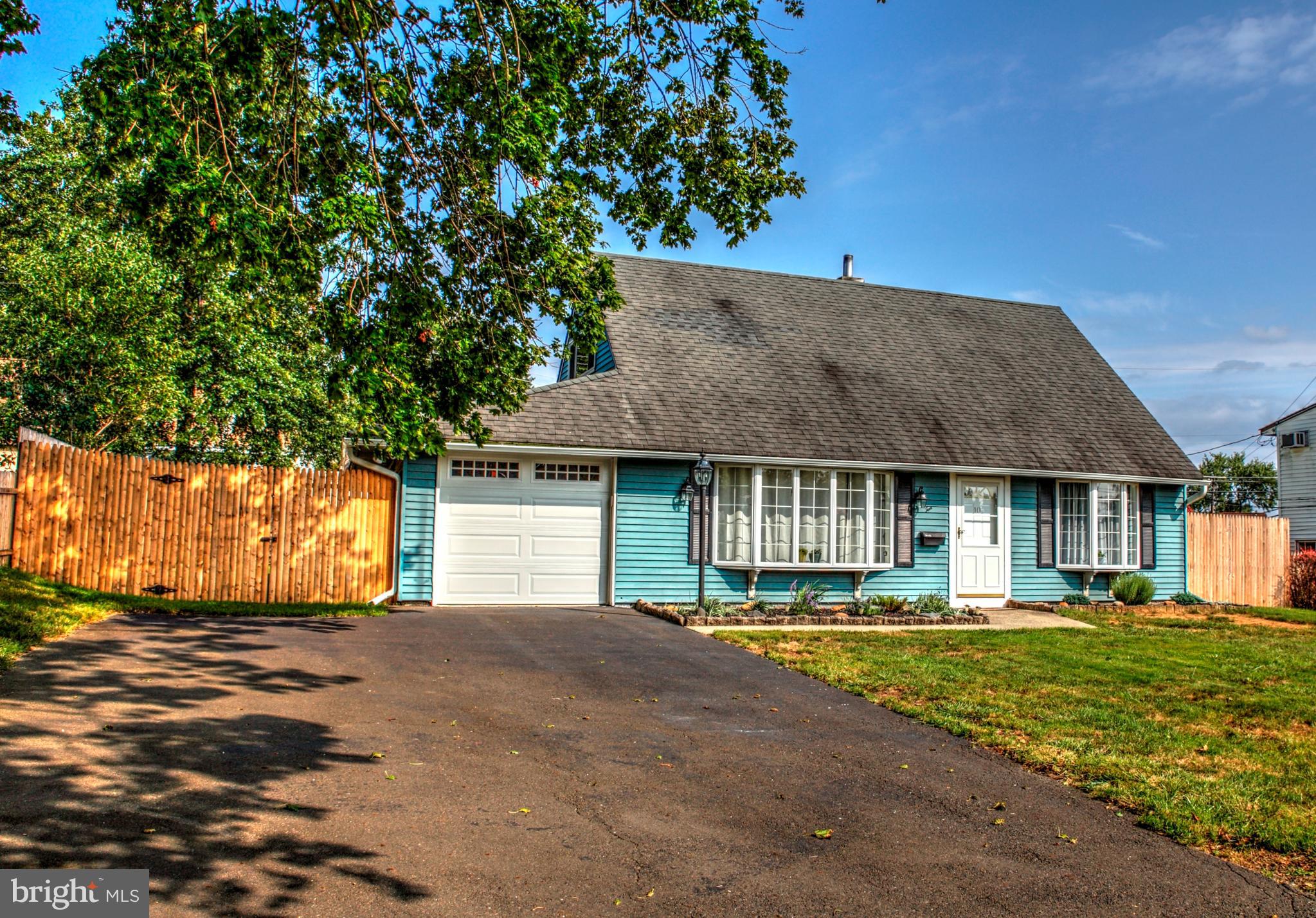 10 Canna Road Levittown, PA 19057 - Photo 2 of 34 Gallery Image 2