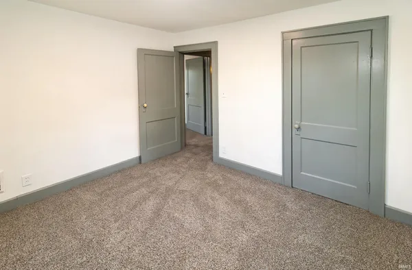$230,000 | 101 South Villa Drive, Evansville, IN 47714