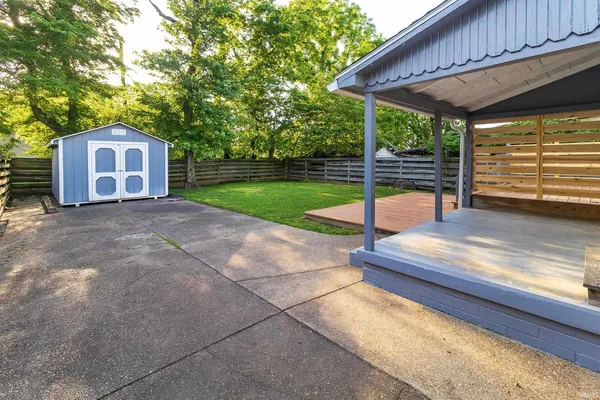$230,000 | 101 South Villa Drive, Evansville, IN 47714