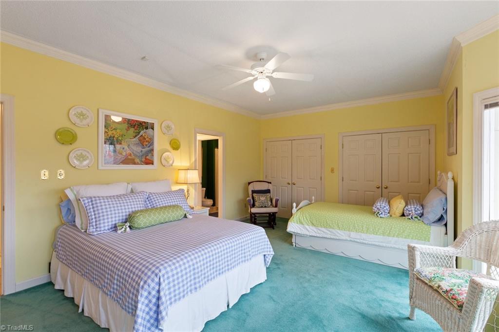 403 Cascade Drive High Point, NC 27265 - Photo 37 of 40