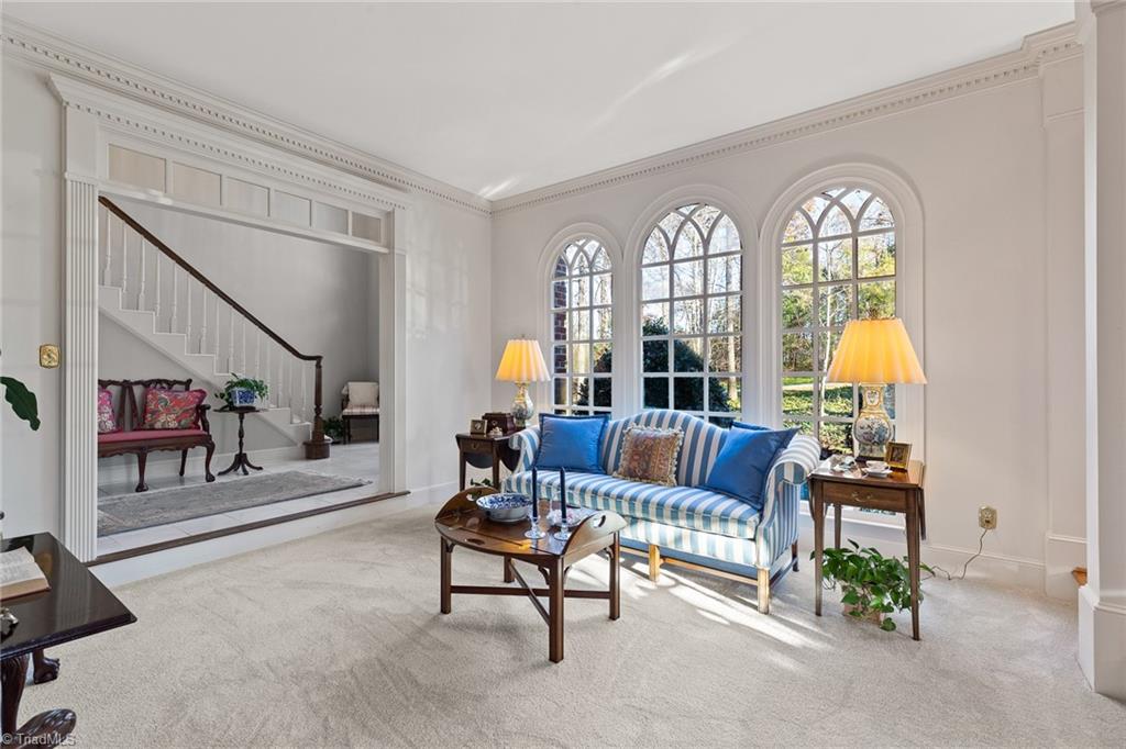 403 Cascade Drive High Point, NC 27265 - Photo 6 of 40