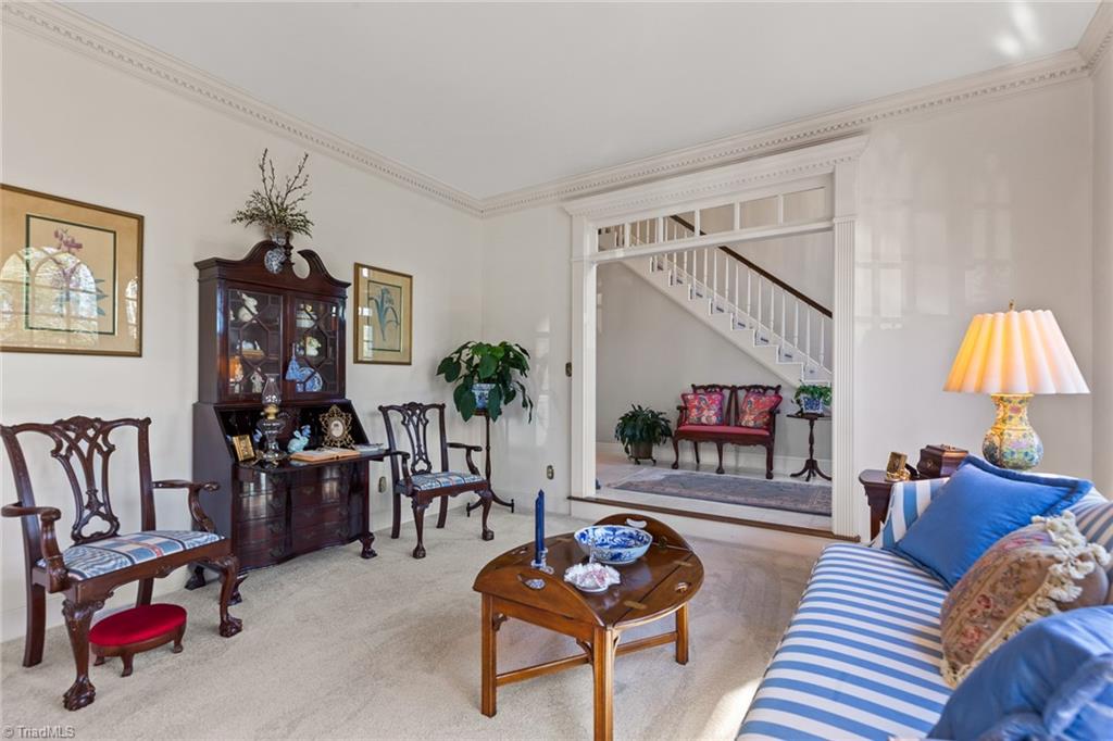 403 Cascade Drive High Point, NC 27265 - Photo 7 of 40