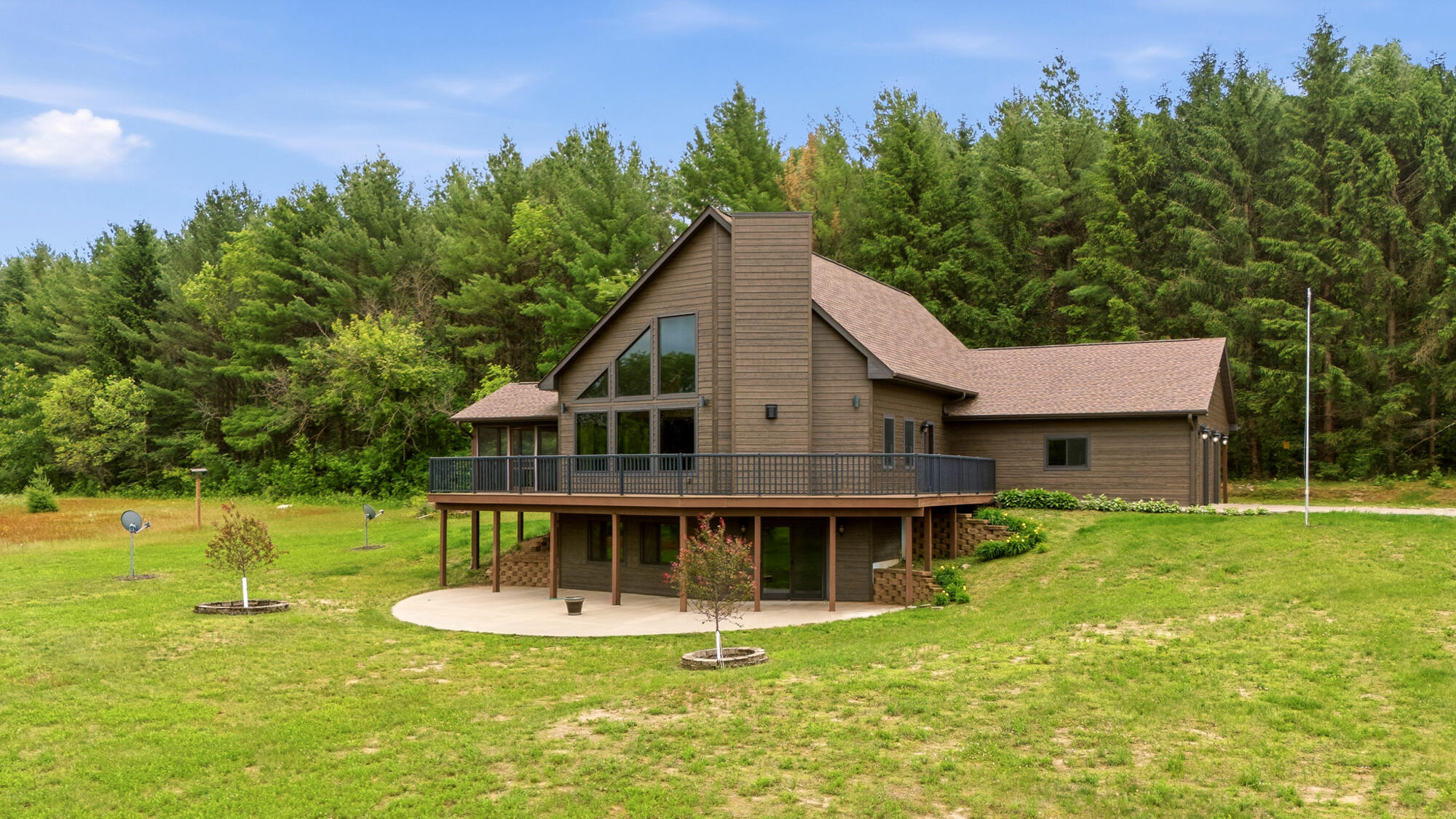 W25377 Park Road Trempealeau, WI 54661 - Photo 2 of 69 59_00c6fd21-f983-4030-a057-17d1f47092b4_