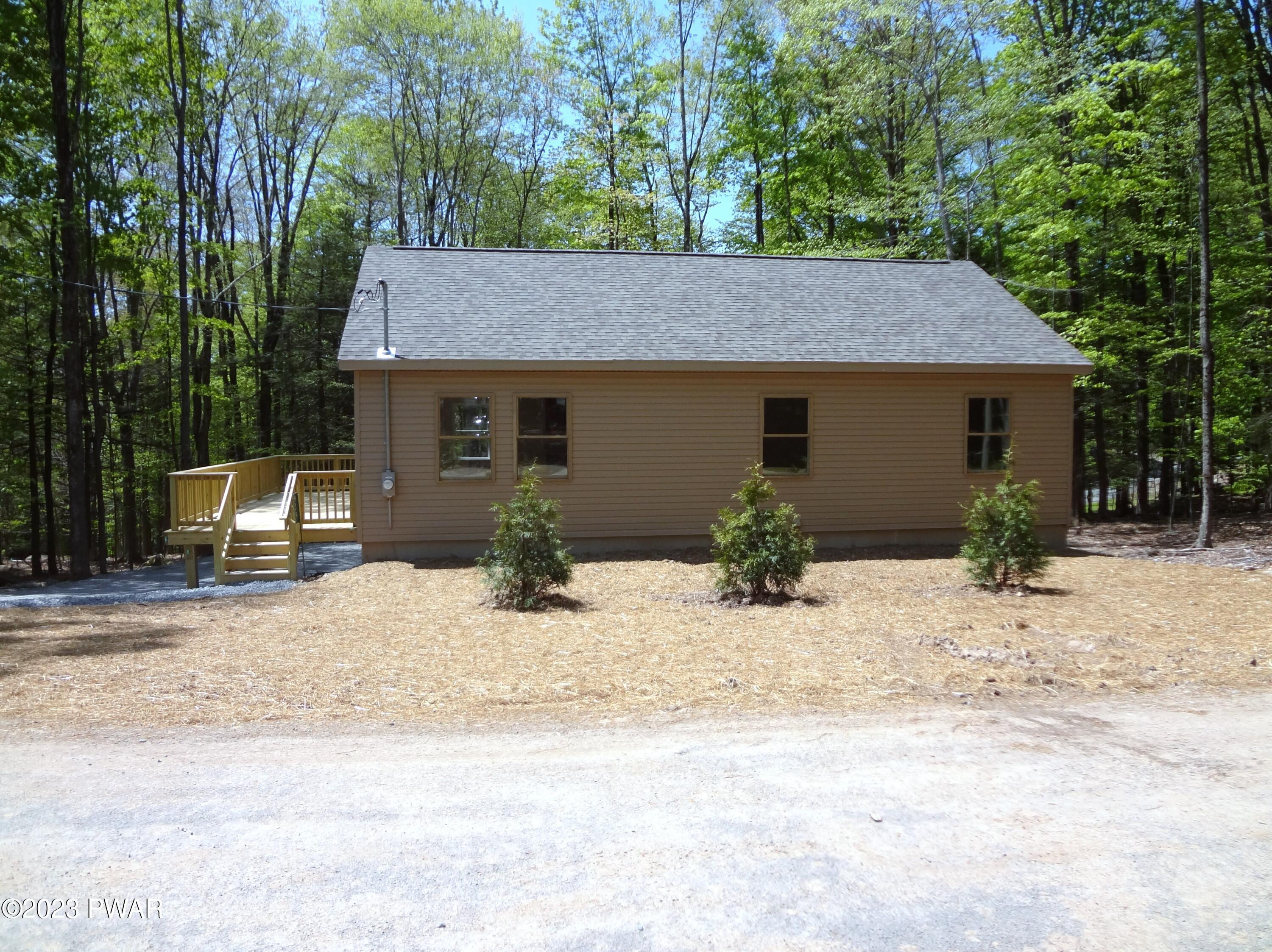 939 Hibernation Road Lake Ariel, PA 18436 - Photo 5 of 44