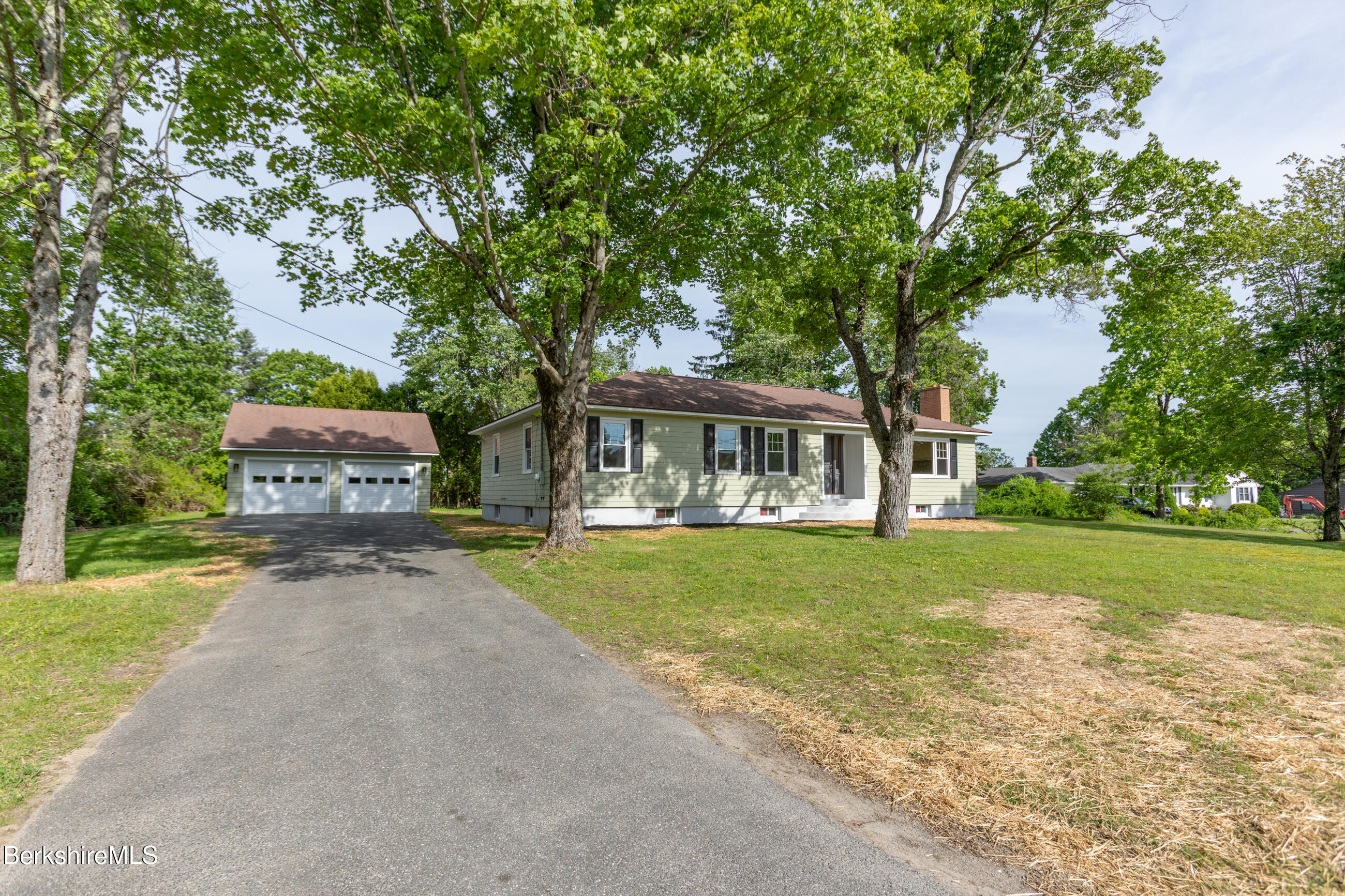 96 Anthony Road Dalton, MA 01226 - Photo 31 of 32 Driveway