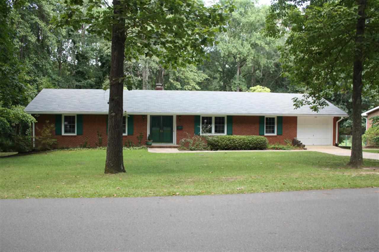 184 Boiling Spring Circle Southern Pines, NC 28387 - Photo 1 of 25 Primary Photo